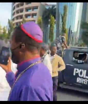 #FreeNnamdiKanuNow: Gridlock, Anger as Security Barricades Paralyse Movement in Abuja
